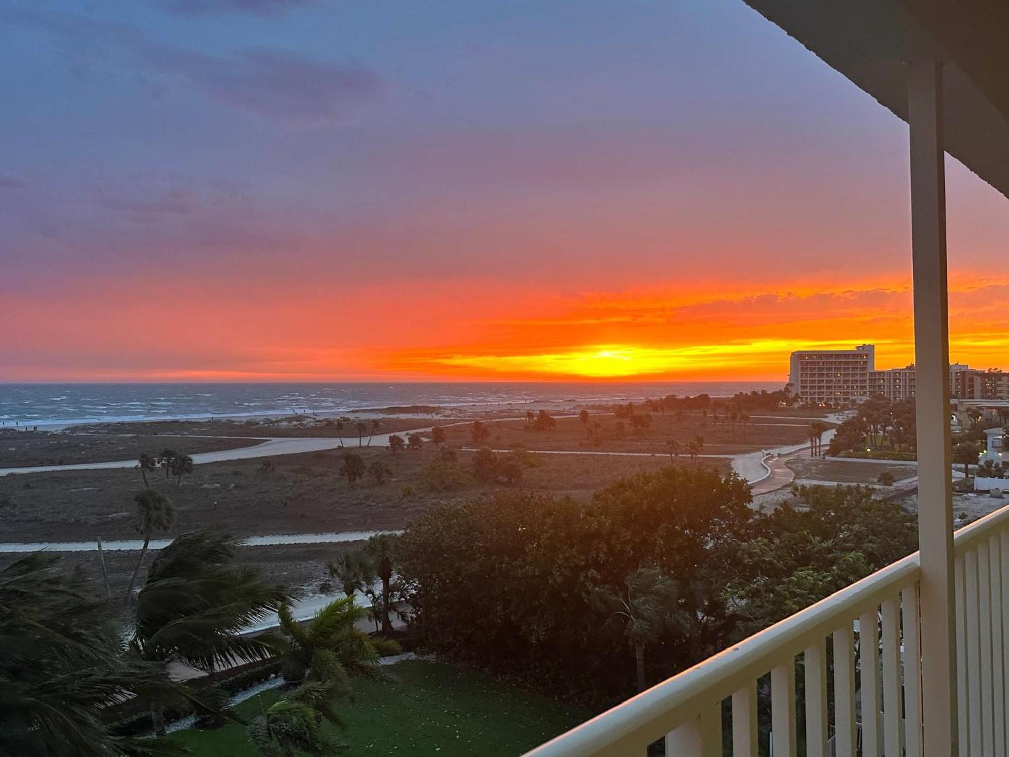 South Beach Condo Hotel By Travel Resort Services, Inc. St. Pete Beach Ngoại thất bức ảnh