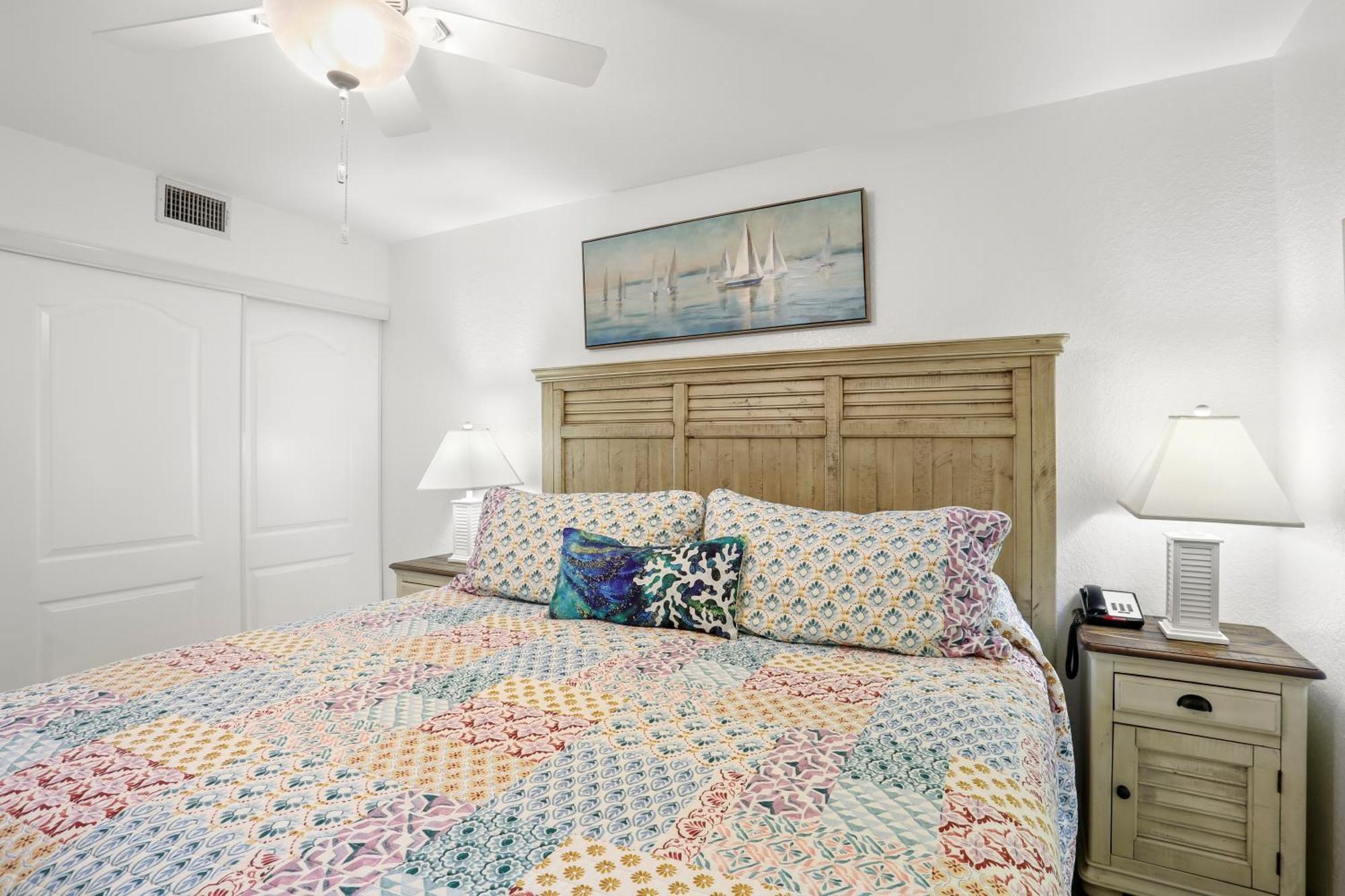 South Beach Condo Hotel By Travel Resort Services, Inc. St. Pete Beach Ngoại thất bức ảnh