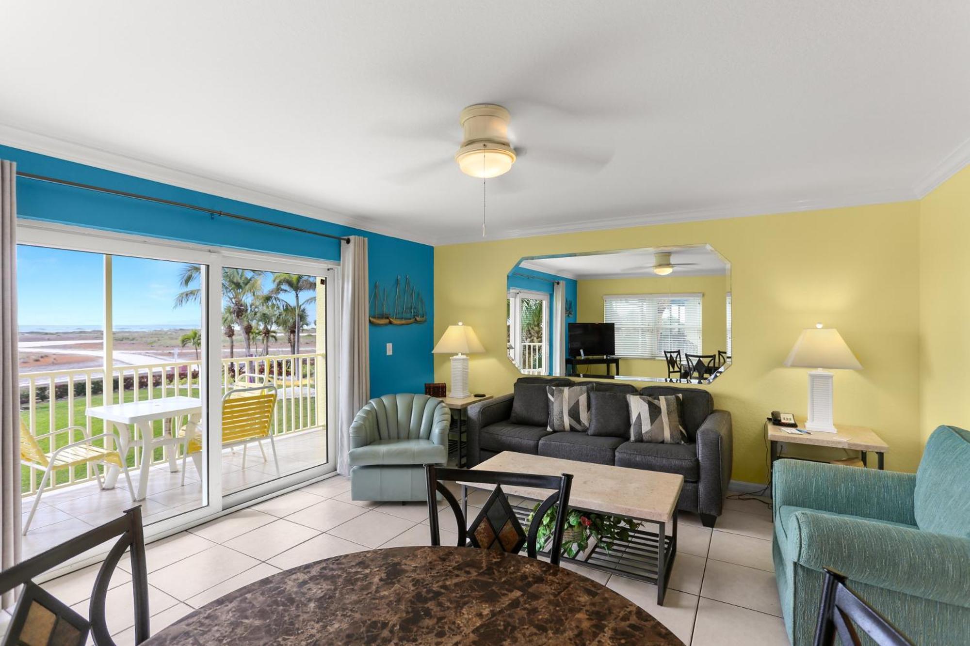 South Beach Condo Hotel By Travel Resort Services, Inc. St. Pete Beach Ngoại thất bức ảnh
